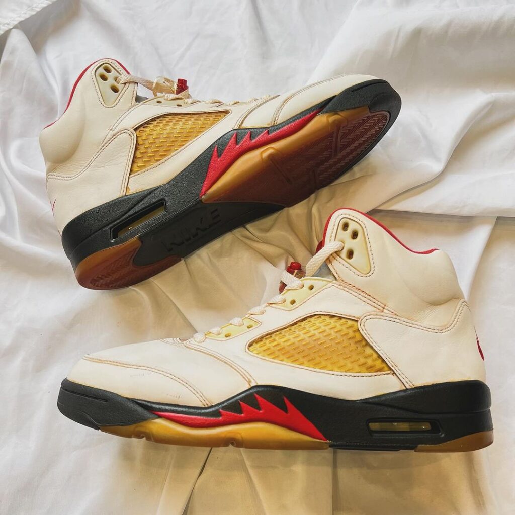 Nike Air Jordan 5 Retro Fire Redのヴィンテージカスタム